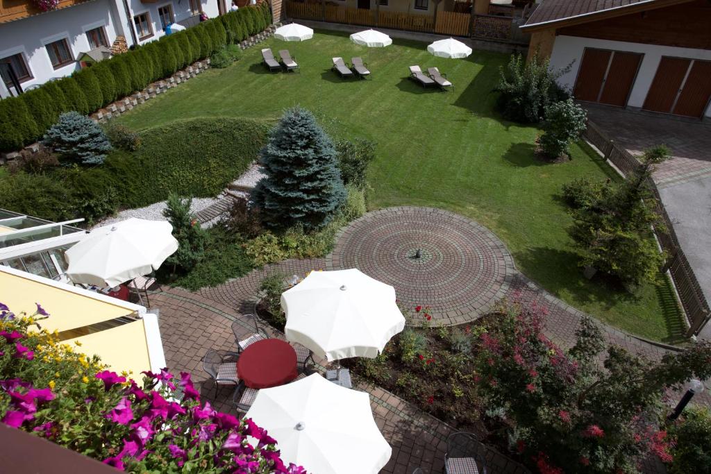 Zahrada ubytování Hotel Edelweiss