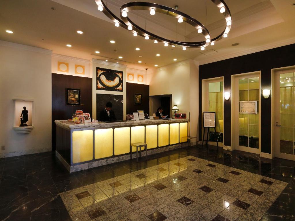 O saguão ou recepção de Hotel Monterey La Soeur Fukuoka