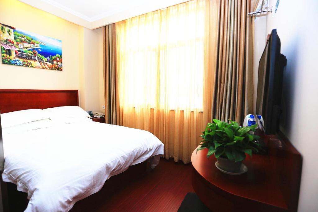 تلفاز و/أو أجهزة ترفيهية في Greentree Inn Mozitan Road Yiwu Small Commodities Wholesale City