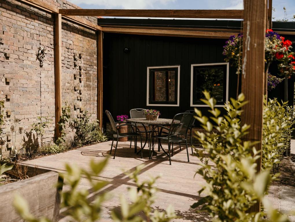 In de tuin in Gees - One-Bedroom House
