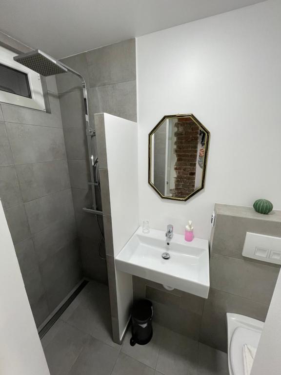 Liberty Hotel Cologne - Resim 20