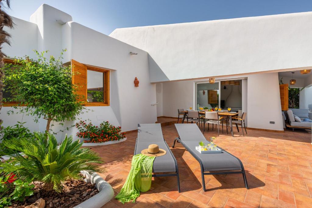 Villa Ibiza, San Javier – Updated 2023 Prices