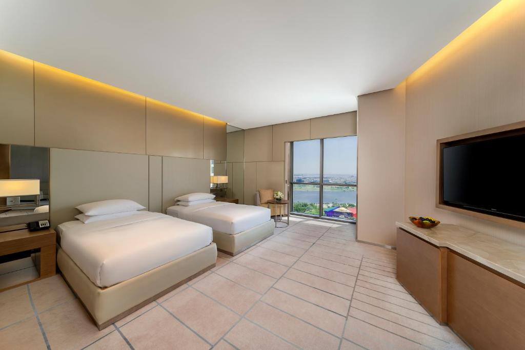 Hyatt Regency Dubai Creek Heights - Deluxe King Room - Club Toegang