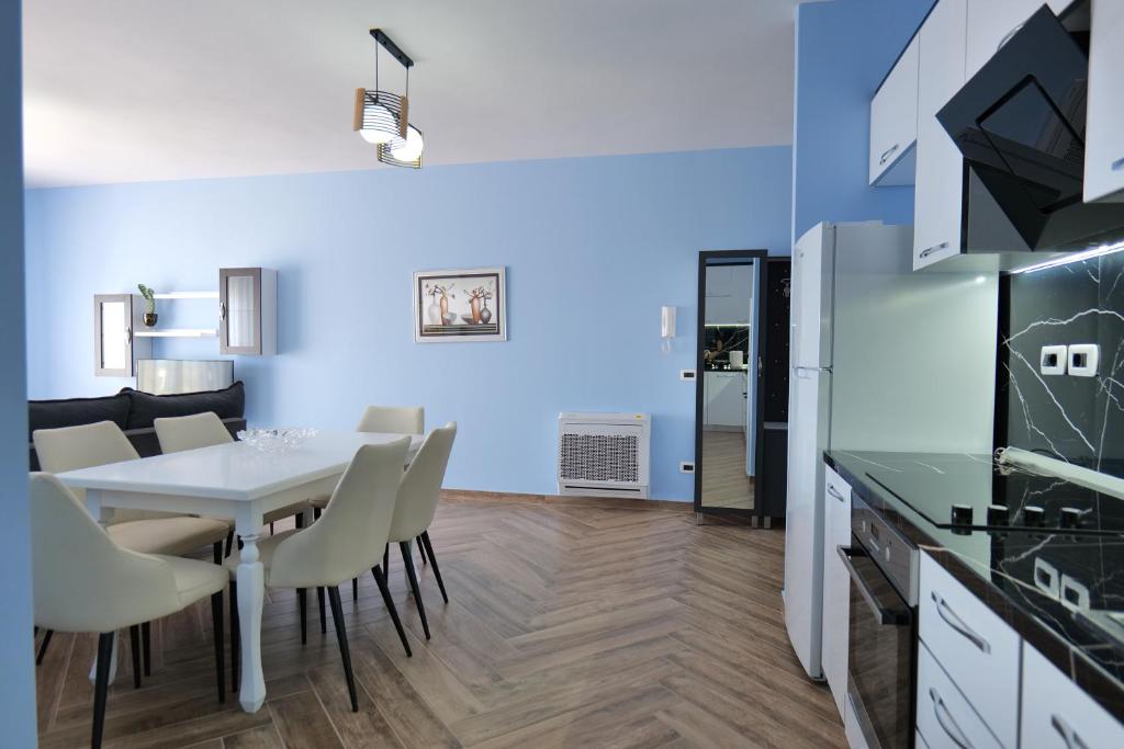 Kuchyň nebo kuchyňský kout v ubytování Kosta Apartments
