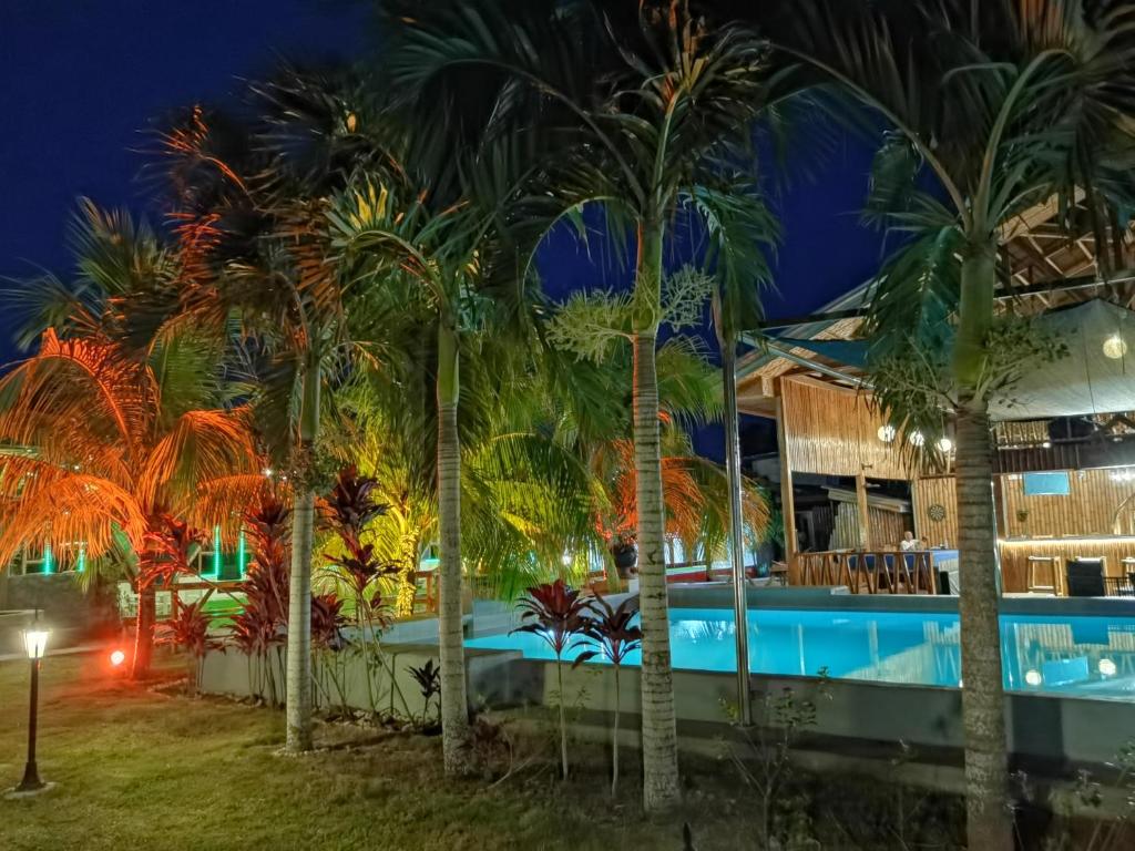 Bazén v ubytování Glamping Alona nebo v jeho okolí