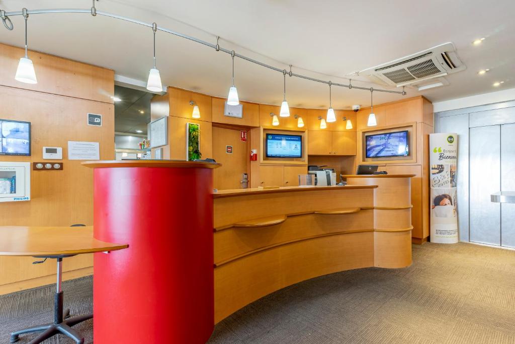 B&B HOTEL Marseille Prado Parc des Expositions - Resim 31