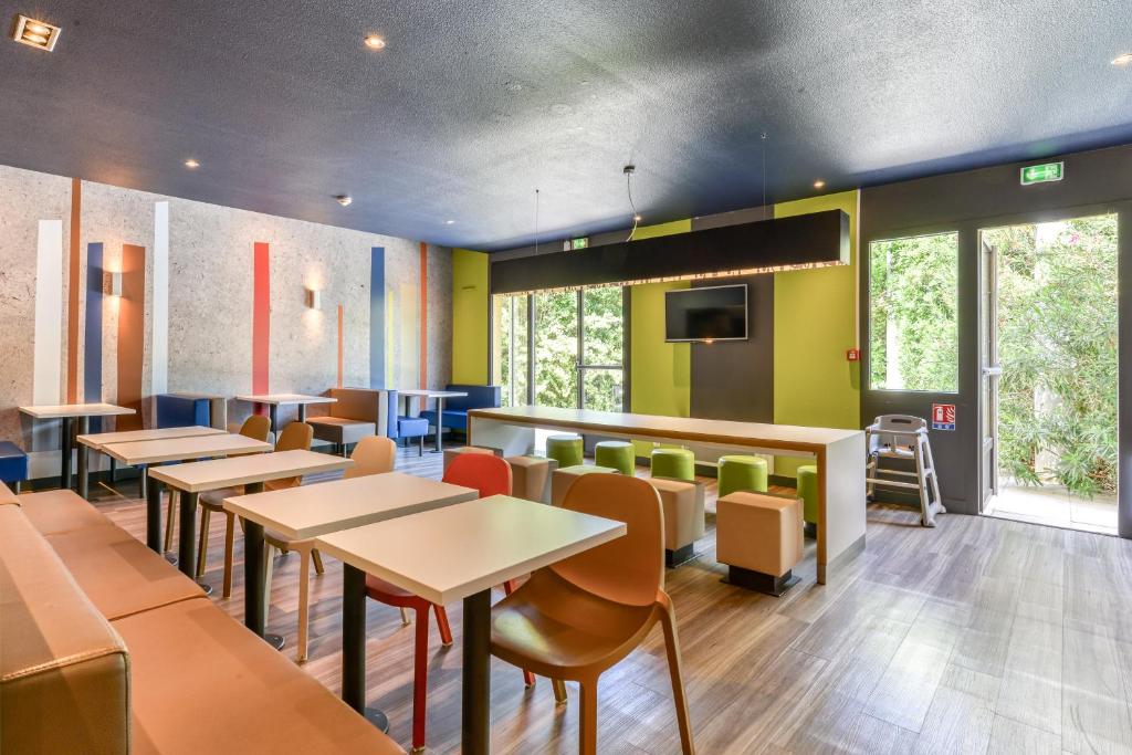 Posezení v ubytování B&B HOTEL Montpellier Sud Lattes