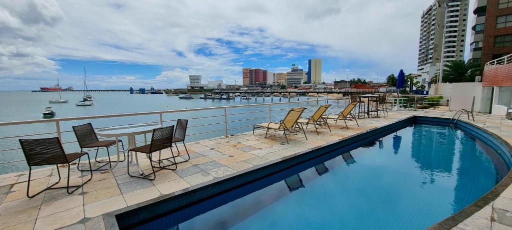 Yacht Coast - Housity