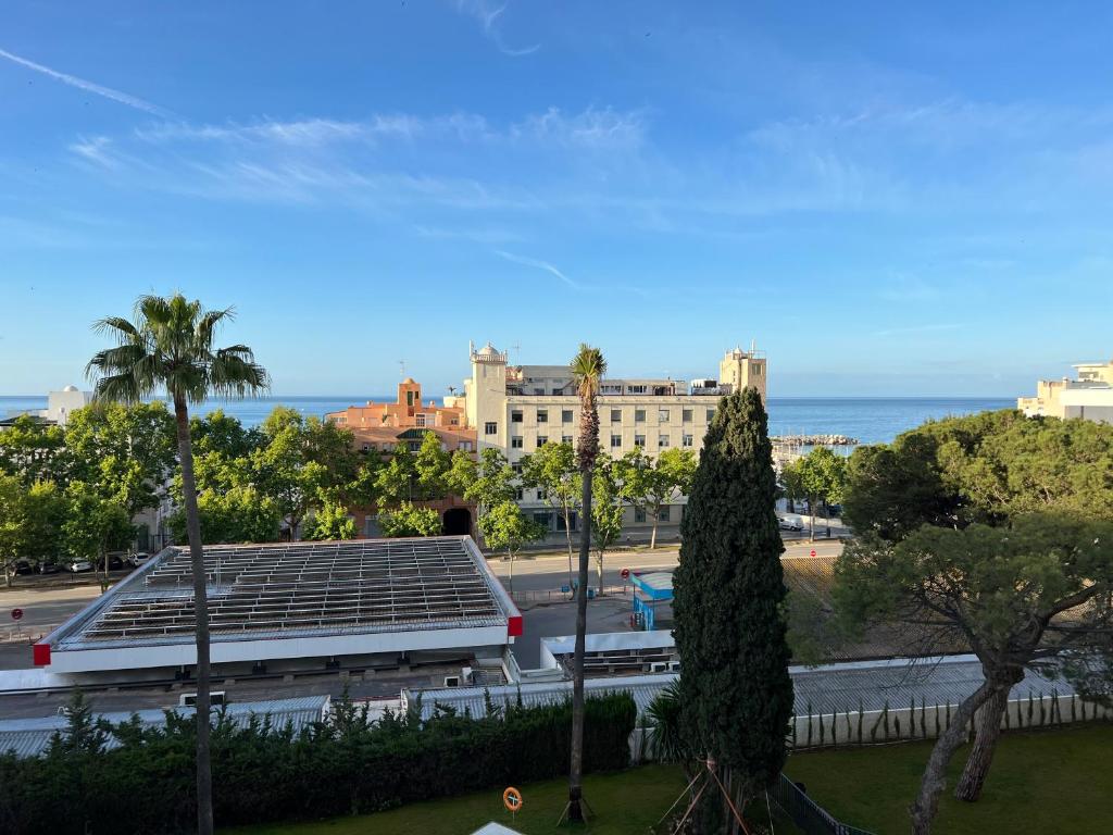 New build modern ap 4 min walk to the beach and Marbella old town - Two-Bedroom Apartment