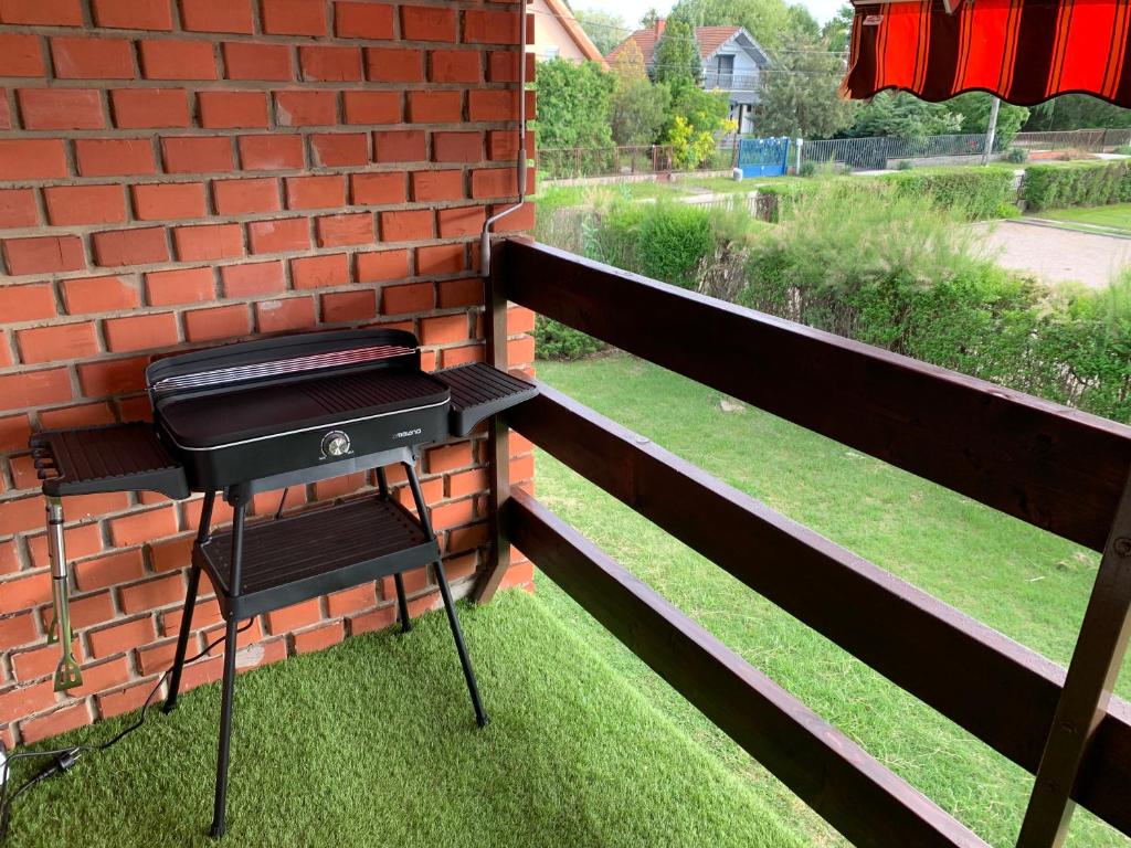 Vonkajšia záhrada v ubytovaní Balatonic apartman