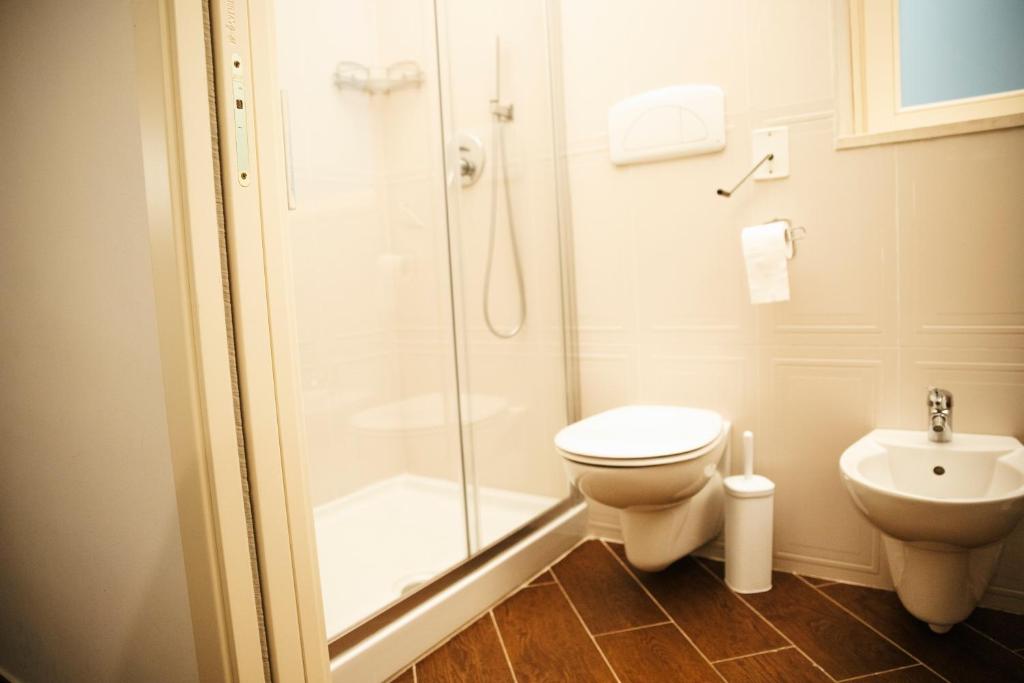 A bathroom at Palazzo de Brado