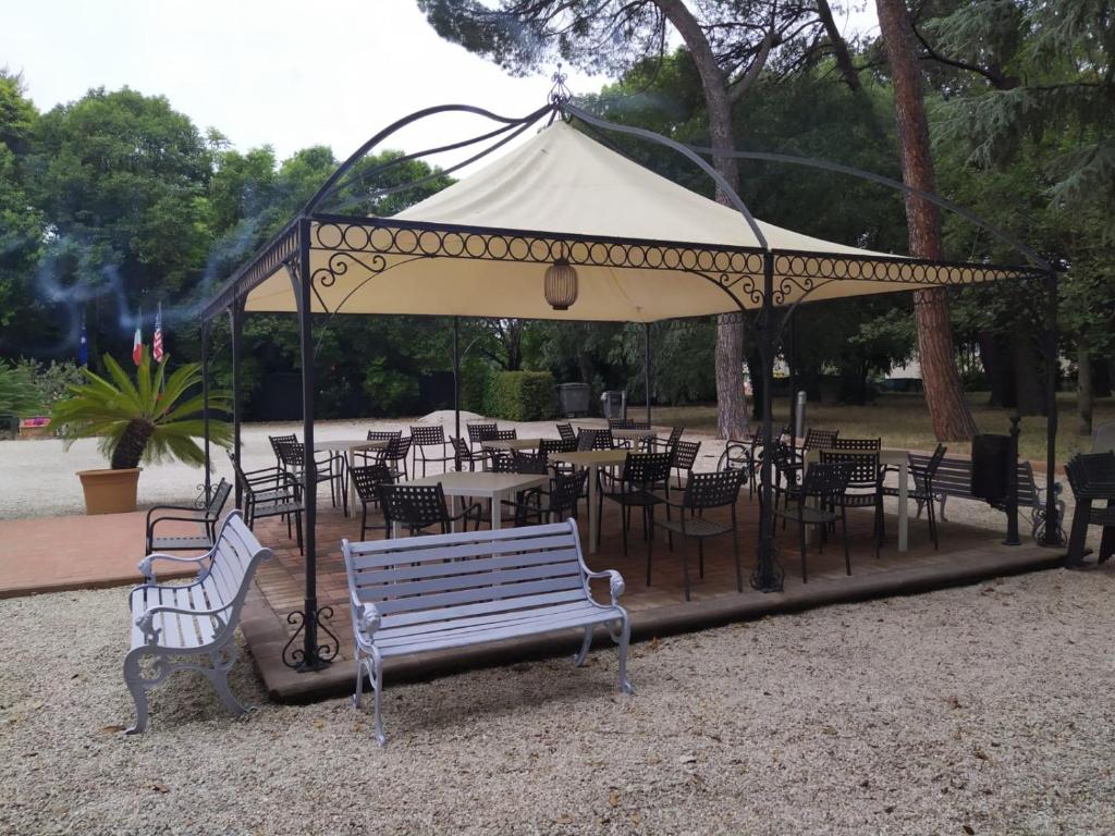 Villa Raffaello Park Hotel - Resim 38