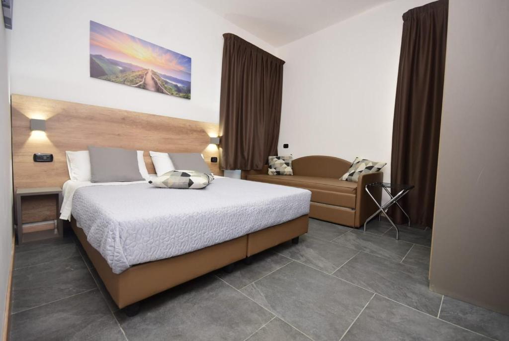 Aparthotel Crisvan - Resim 38