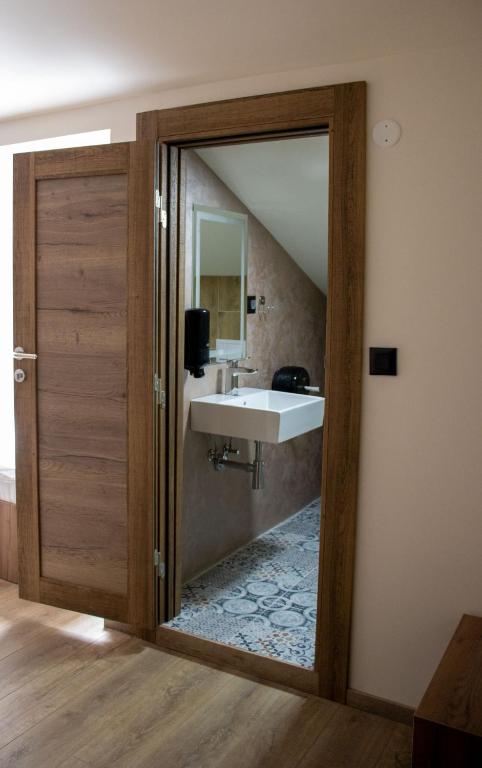 ELEVENROOMS - Resim 17