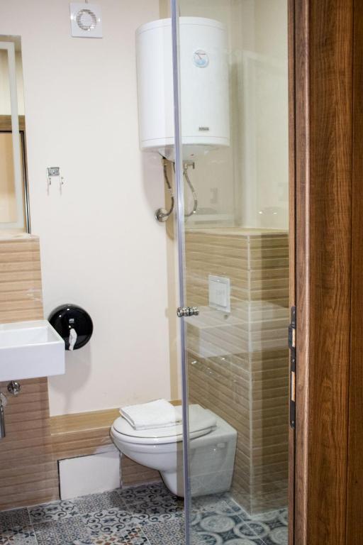 
Deluxe Double Room with Shower
