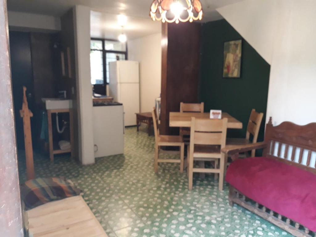 Casa entera sólo para ti. Sencilla y cómoda para familia, estudios o trabajo - Appartamento Con Due Camere Da Letto
