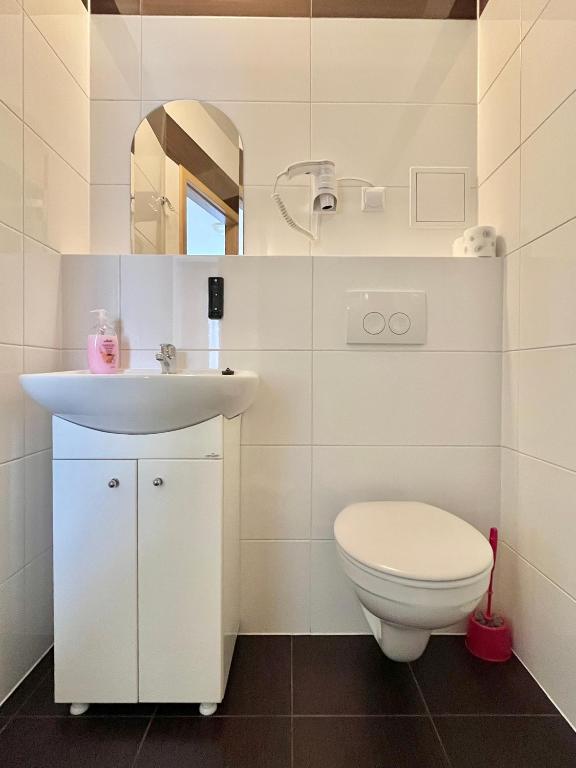 Kúpeľňa v ubytovaní Hostel DV Morski - z prywatnymi łazienkami