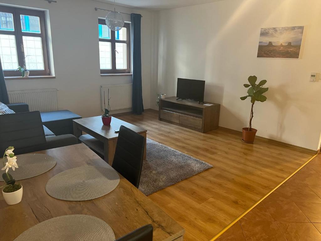 Apartmány U Vodního hradu - One-Bedroom Apartment