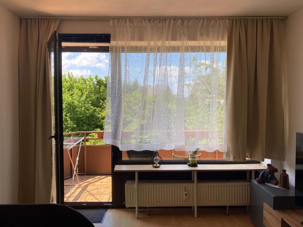 デュッセルドルフにあるSchöne, möblierte Wohnung mit Balkon und Tiefgarageのギャラリーの写真