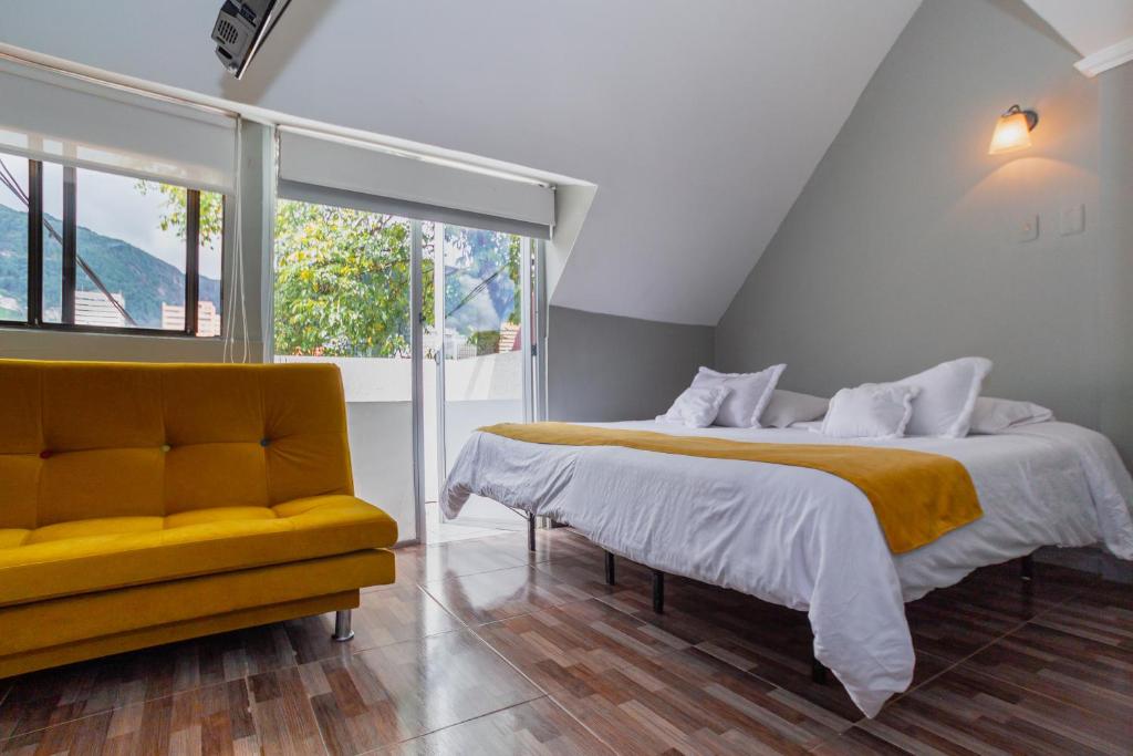 ApartaSuites & Hotel Bogota Suamox - 