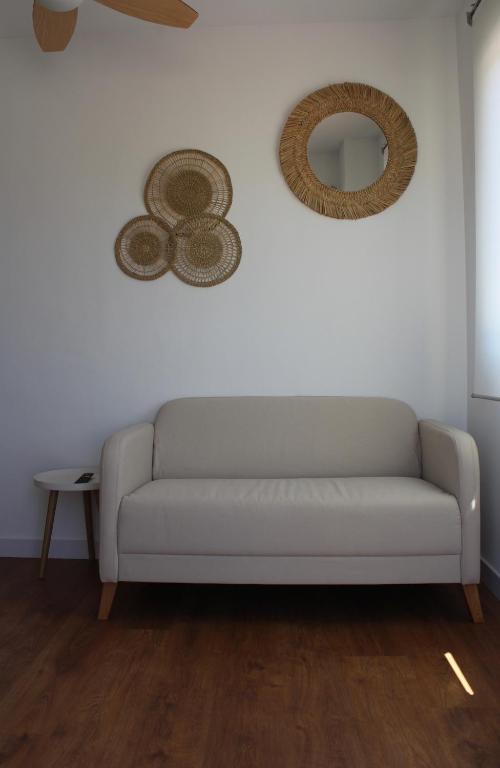 Część wypoczynkowa w obiekcie Beautiful brand new 2 bedroom flat with terrace
