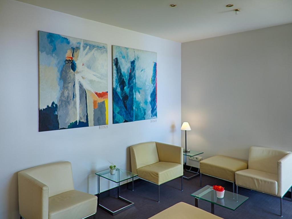 Istumisnurk majutusasutuses Hotel Kaiserin Augusta