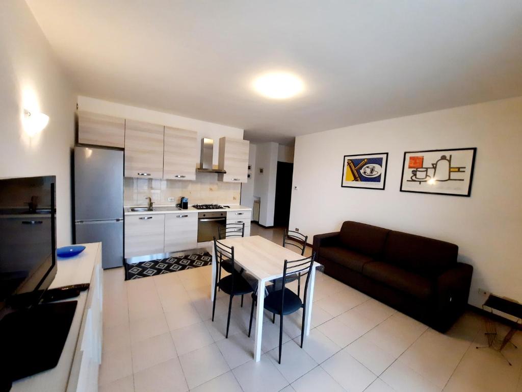 200 passi - Housity