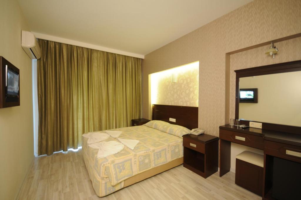 Palmea Hotel - Standard Double Or Twin Room