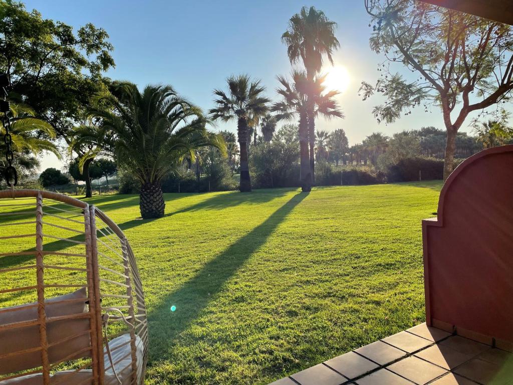 Zahrada ubytování golf, kitesurf, tennis, paddle, free bicycles - Apartment Andalusia