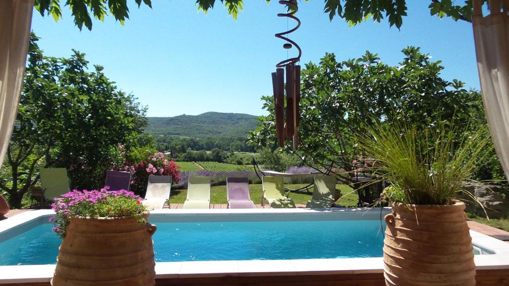 Gallery image of VILLA CÔTE SUD ARDECHE in Chauzon
