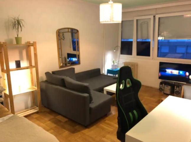 Posedenie v ubytovaní Apartment in Zagreb 10 min center