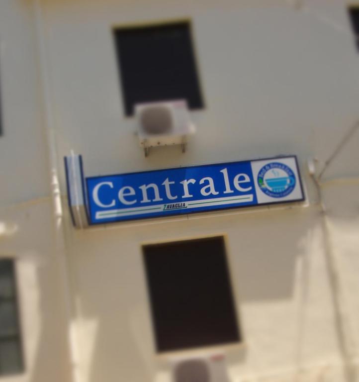 Certifikát, hodnocení, plakát nebo jiný dokument vystavený v ubytování B&B Centrale Affittacamere