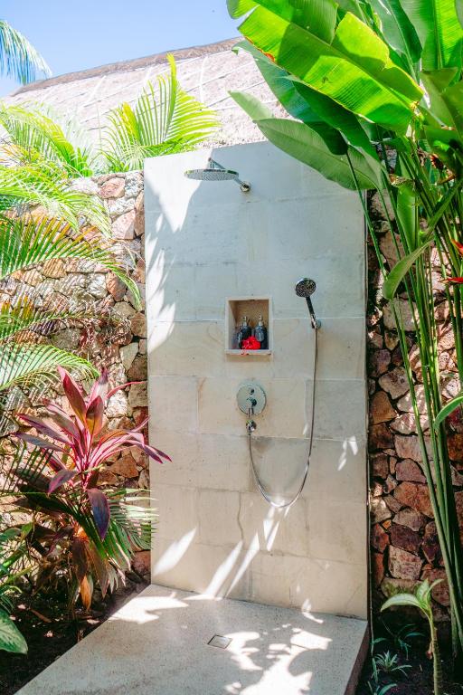 Segara Lombok Beach Resort - 9