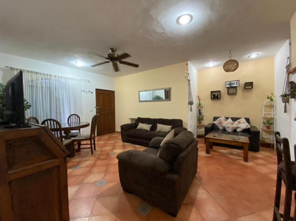 Apartment w/ PRIME location Mexican Colonial style - Two-Bedroom Apartment