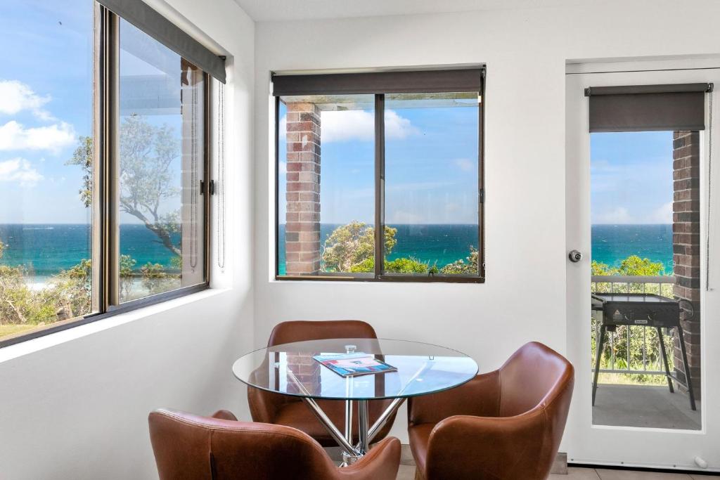 South Pacific Studio - Housity
