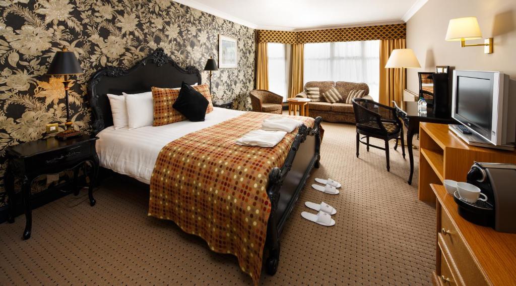 Mercure Bristol North The Grange Hotel - Superior Double Room With Garden View