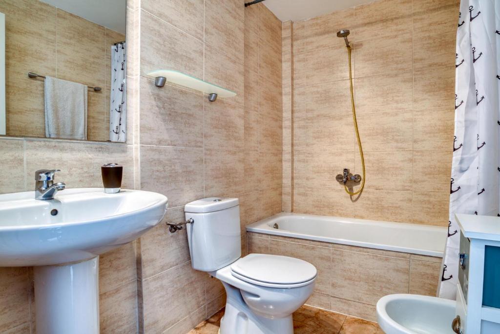 Kúpeľňa v ubytovaní Apartament a Sant Antoni de Calonge