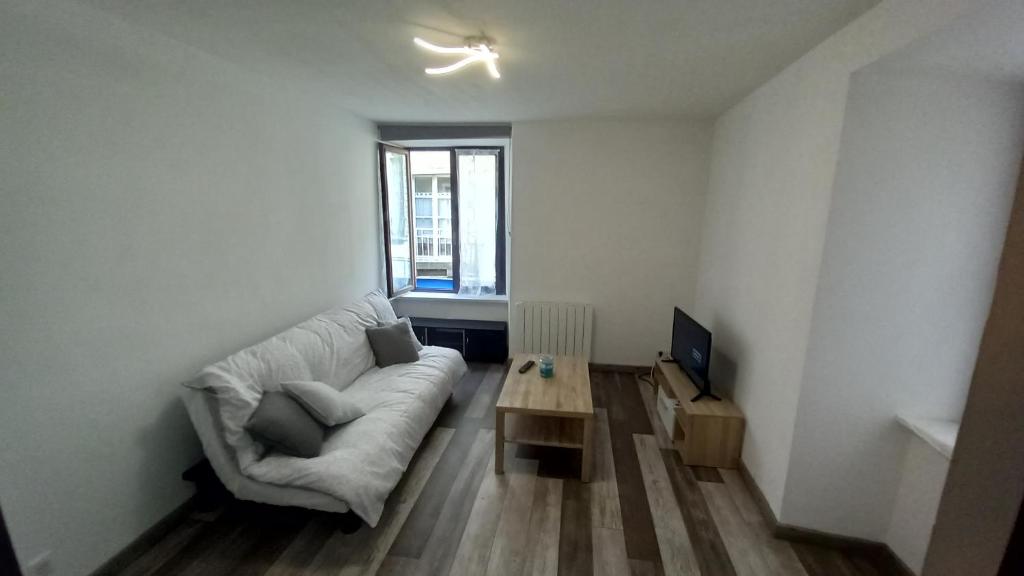 Posedenie v ubytovaní Saint-flour appartement au cœur de la ville