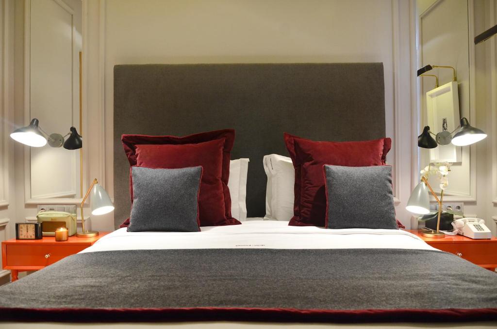 Browns Central Hotel - 19