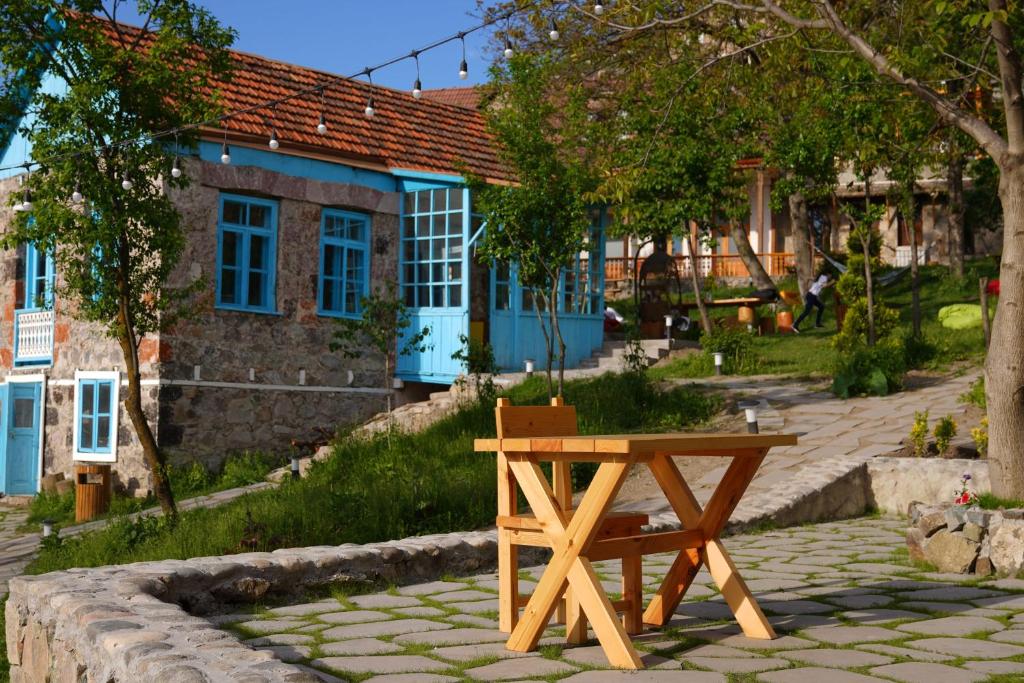 Toon Armeni Guest house