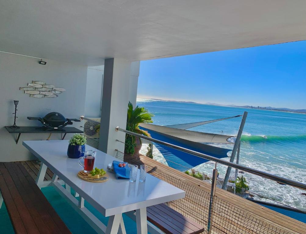 185 on BEACH Boutique Suites - 