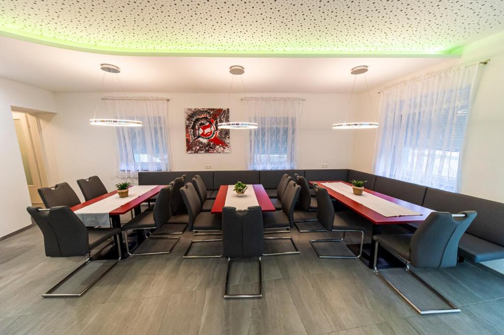 Posezení v ubytování Zeltweg-Rooms