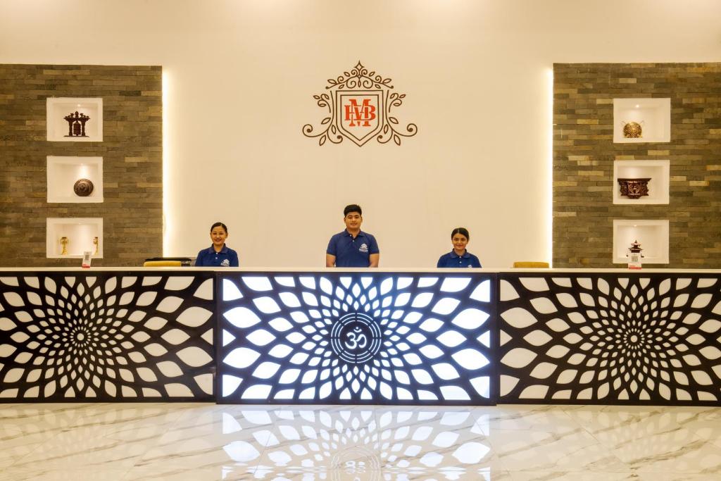 Členové personálu v ubytování Manigram Bishram Batika Pvt Ltd