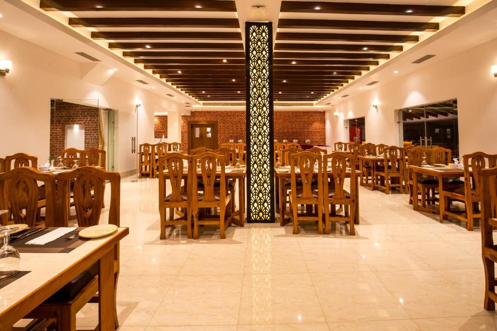 Restaurace v ubytování Manigram Bishram Batika Pvt Ltd