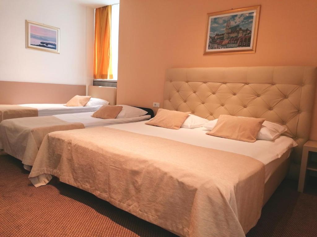 Hotel Central - Resim 26