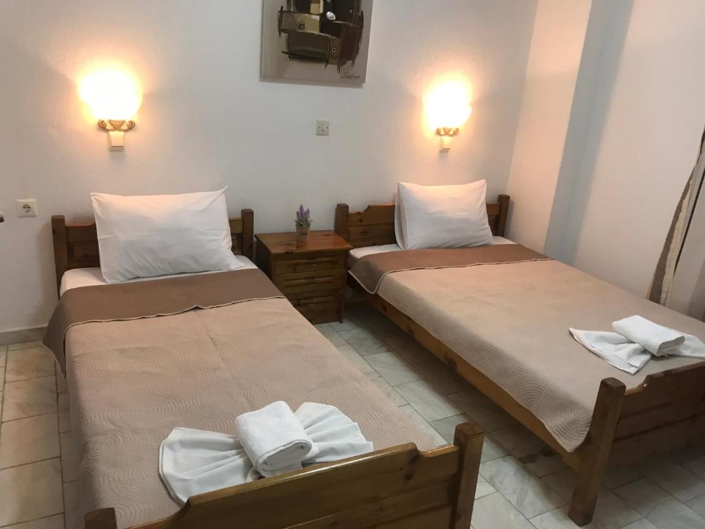 Velonis Apartments - Basic Triple Room
