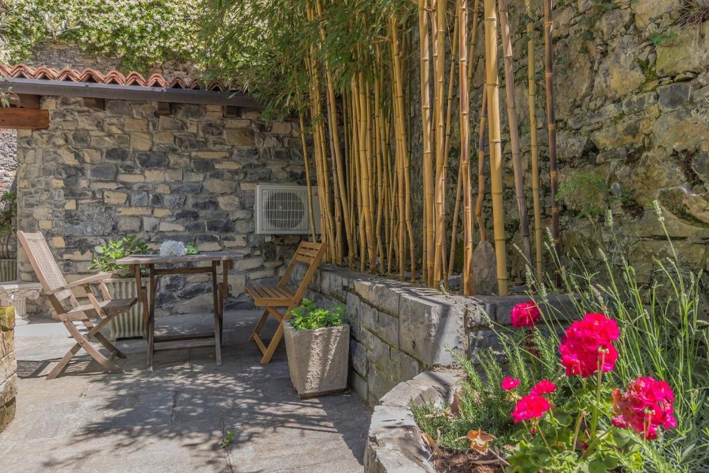 A garden outside Varenna Beach Perledo