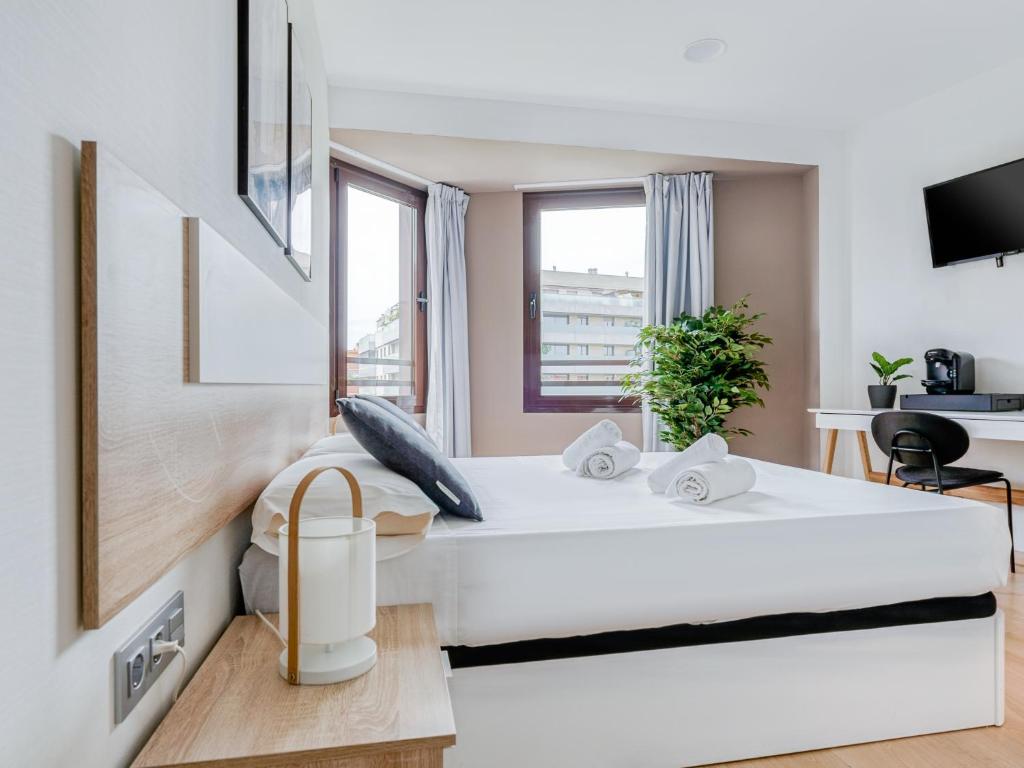 Limehome Barcelona Carrer de Fontcoberta - Digital Access - Resim 37