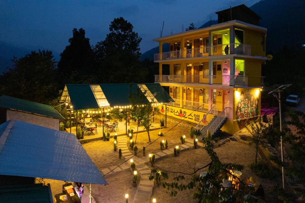 Budova, kde se hotel nachází