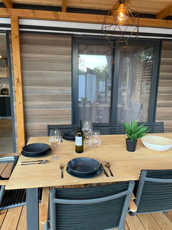 Fotografie z fotogalerie ubytování Mobile Home BARTOL de LUX v destinaci Biograd na Moru